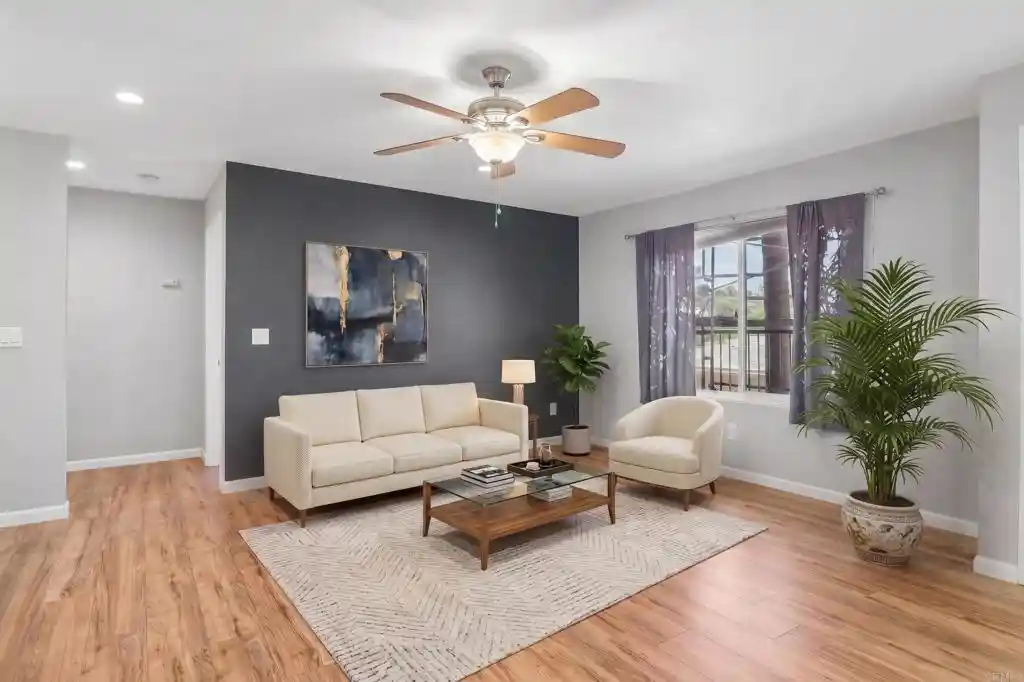 Listing Photo 2 - Condo for sale in 552 Cyn Dr located at 552 Cyn Dr, Oceanside, CA 92054 - Unit #29