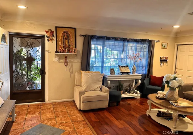 Photo 3 of Sale Pending at 4815 Olanda, Lynwood, CA 90262 | MLS# DW26192656 | Listing updated on 2026-09-21