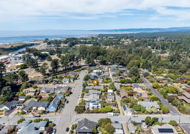 Photo 2 of Sale Pending at 400 Winifred St, Fort Bragg, CA 95437 | MLS# C1-11514 | Listing updated on 2026-09-26