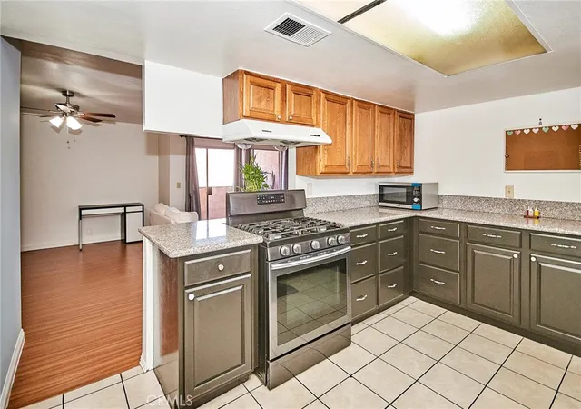 Listing Photo 2 - Condo for sale in building located at 11829 Ferris, El Monte, CA 91732 - Unit #C