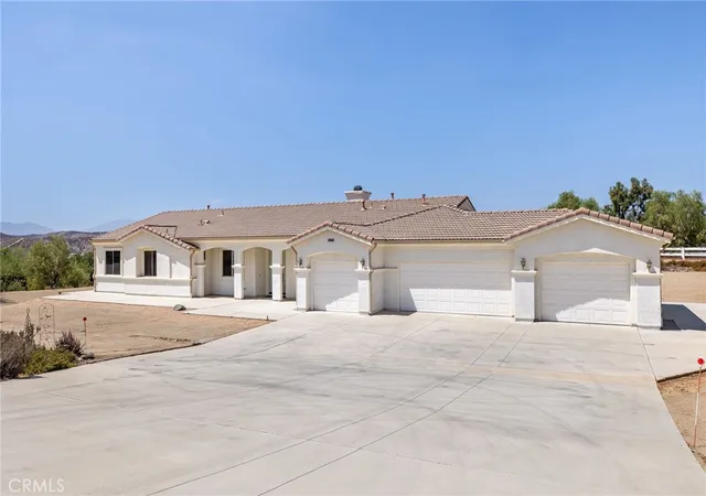 Photo 3 of Single family home for sale at 18593 Fort Lauder Ln, Perris, CA 92570 | MLS# IG26192810 | Listing updated on 2026-09-13