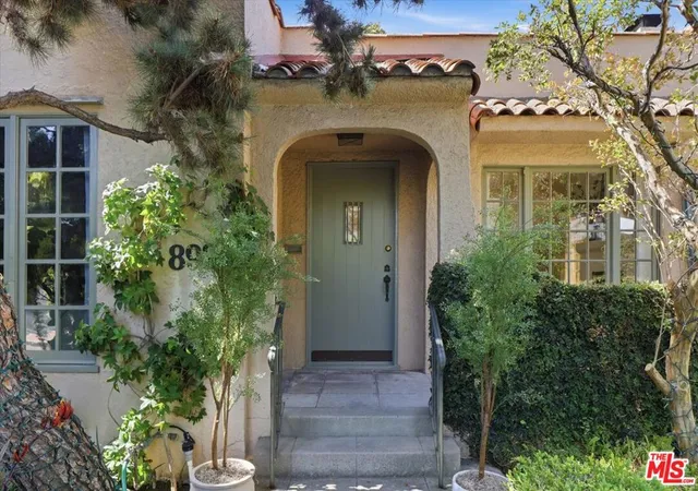 Photo 1 of Sale Pending at 8924 Ashcroft Ave, West Hollywood, CA 90048 | MLS# 26949959 | Listing updated on 2026-10-07