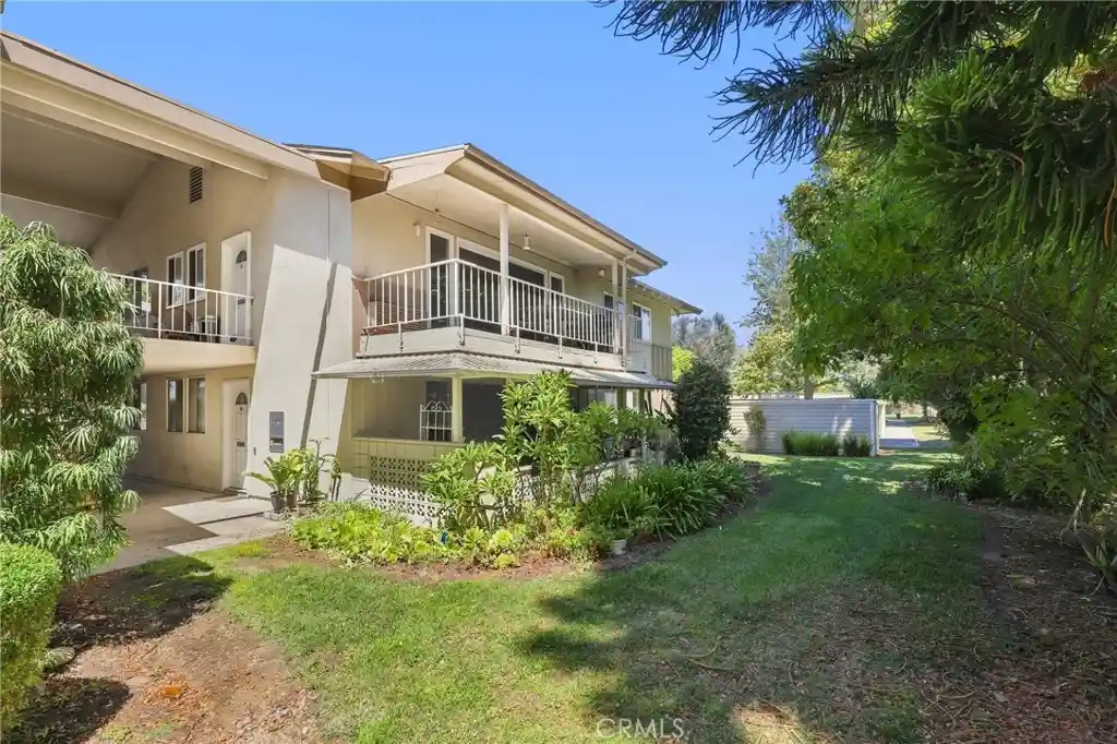 Listing Photo 1 - Condo for sale in 36 Calle Aragon located at 36 Calle Aragon, Laguna Woods, CA 92637 - Unit 36 Calle Aragon