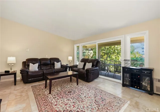 Listing Photo 4 - Condo for sale in building located at 36 Calle Aragon, Laguna Woods, CA 92637 - Unit #U