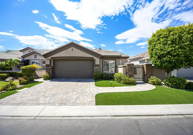 Single family home for sale at 43335 N Heritage Palms Dr, Indio, CA 92201 | MLS# 219152197DA