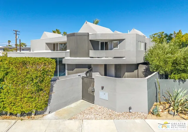 Photo 2 of Multi family home for sale at 2286 N Junipero Ave, Palm Springs, CA 92262 | MLS# 26928141PS | Listing updated on 2026-09-10