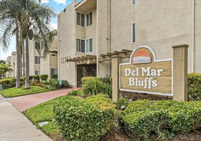 Photo 12 of Condo for sale at 13754 Mango Dr #123, Del Mar, CA 92014 | MLS# 260021532SD | Listing updated on 2026-10-02