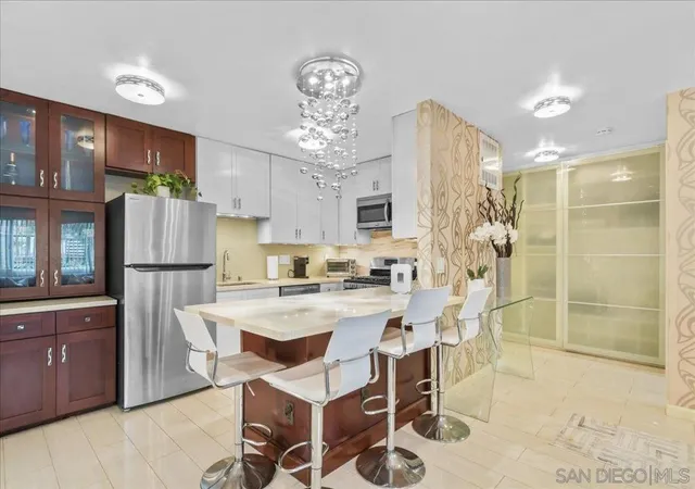 Photo 4 of Condo for sale at 13754 Mango Dr #123, Del Mar, CA 92014 | MLS# 260021532SD | Listing updated on 2026-10-02