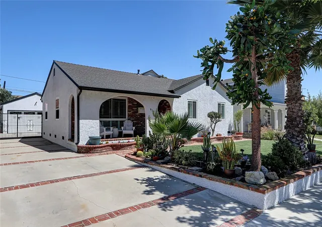 Photo 1 of Sale Pending at 910 Firmona Ave, Redondo Beach, CA 90278 | MLS# SB26190035 | Listing updated on 2026-10-07