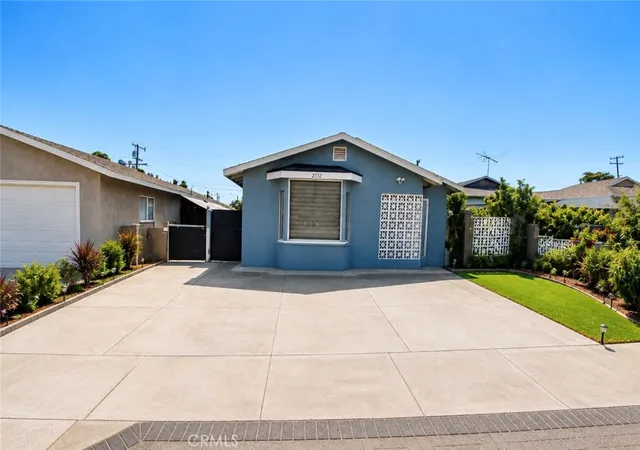 Photo 3 of Single family home for sale at 12832 Sycamore St, Garden Grove, CA 92841 | MLS# OC26190911 | Listing updated on 2026-09-09