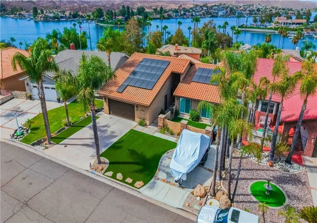 Photo 4 of Single family home for sale at 22336 Loch Lomond, Canyon Lake, CA 92587 | MLS# SW26192209 | Listing updated on 2026-10-09