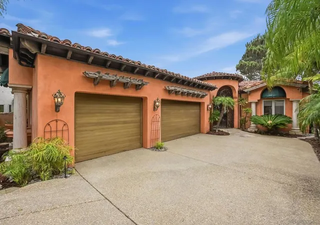 Photo 4 of Single family home for sale at 741 Rosecrans, San Diego, CA 92106 | MLS# 260021550SD | Listing updated on 2026-09-22