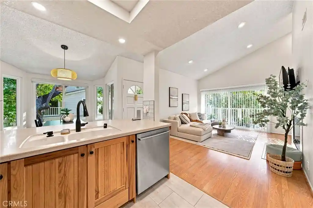 Listing Photo 1 - Condo for sale in 22224 S Vermont Ave located at 22224 S Vermont Ave, Torrance, CA 90502 - Unit #202C