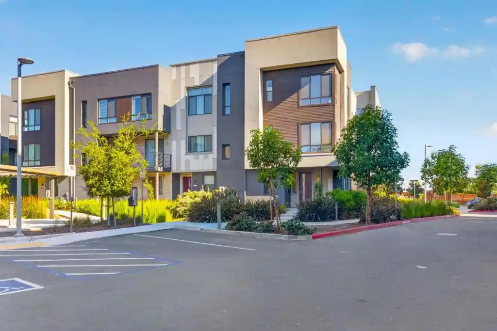 Townhouse for sale at 3891 Vanguard #1004, Fremont, CA 94538 | MLS# ML82059910
