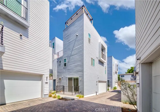 Condo for sale at 1937 Griffith Park Blvd, Los Angeles, CA 90039 | MLS# RS26193199
