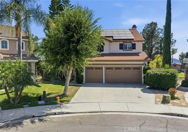 Photo 3 of Single family home for sale at 29259 Masters Dr, Murrieta, CA 92563 | MLS# SW26192307 | Listing updated on 2026-10-09