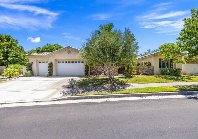 Photo 3 of Single family home for sale at 19 Sherwood Rd, Rancho Mirage, CA 92270 | MLS# 219152218PS | Listing updated on 2026-10-08