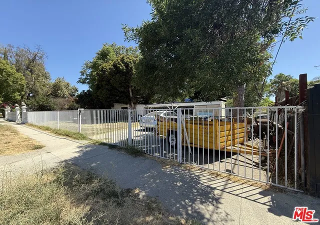 Photo 2 of Sale Pending at 8018 Shirley Ave, Reseda, CA 91335 | MLS# 26876319 | Listing updated on 2026-09-28