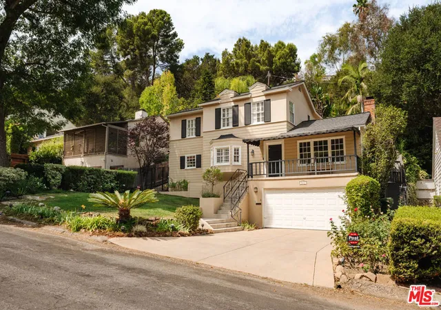 Photo 1 of Single family home for sale at 3617 Lankershim Blvd, Los Angeles, CA 90068 | MLS# 26876863 | Listing updated on 2026-09-17