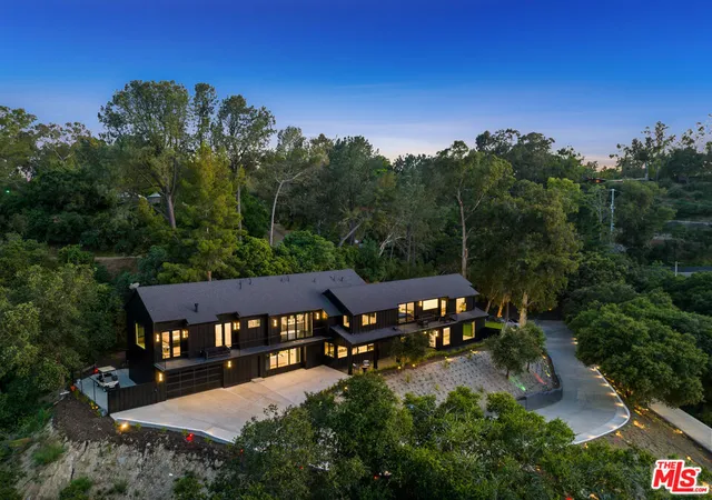 Photo 2 of Mansion for sale at 3140 Coldwater Cyn, Studio City, CA 91604 | MLS# 26960529 | Listing updated on 2026-10-09