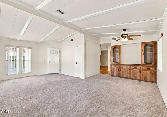 Photo 3 of Manufactured home for sale at 14 Tahquitz Ct #213, Camarillo, CA 93012 | MLS# V1-38534 | Listing updated on 2026-10-10