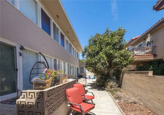 Photo 4 of House for sale at 3644 Almeria St, San Pedro, CA 90731 | MLS# SB26192450 | Listing updated on 2026-09-03