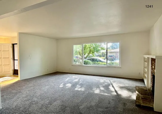 Photo 4 of Sale Pending at 1241 Klee Ct, Sunnyvale, CA 94087 | MLS# ML82059947 | Listing updated on 2026-09-30