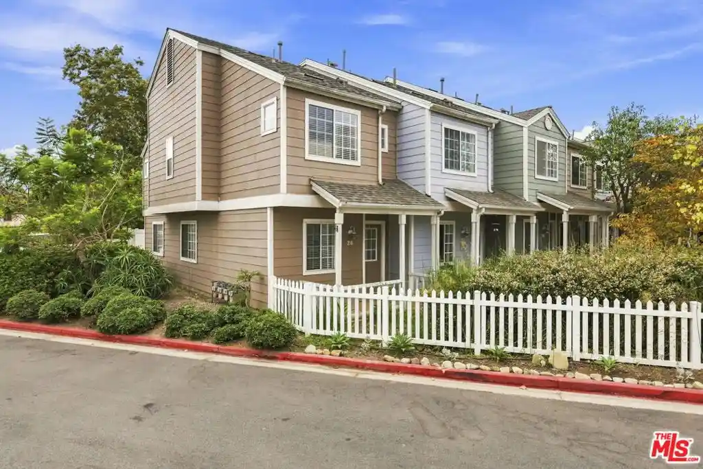 Listing Photo 1 - Condo for sale in 4692 Carpinteria Ave located at 4692 Carpinteria Ave, Carpinteria, CA 93013 - Unit #26