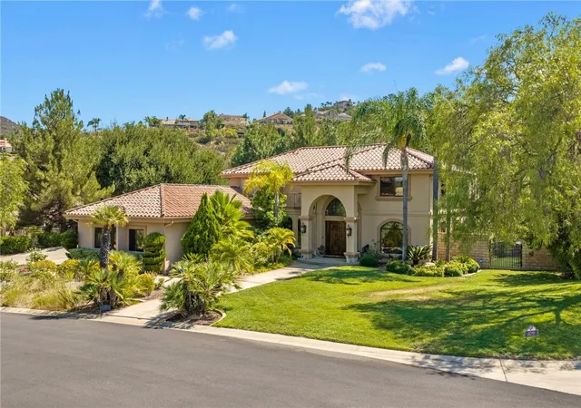 Photo 2 of Single family home for sale at 22395 Poplar Ct, Murrieta, CA 92562 | MLS# SW26191675 | Listing updated on 2026-10-11