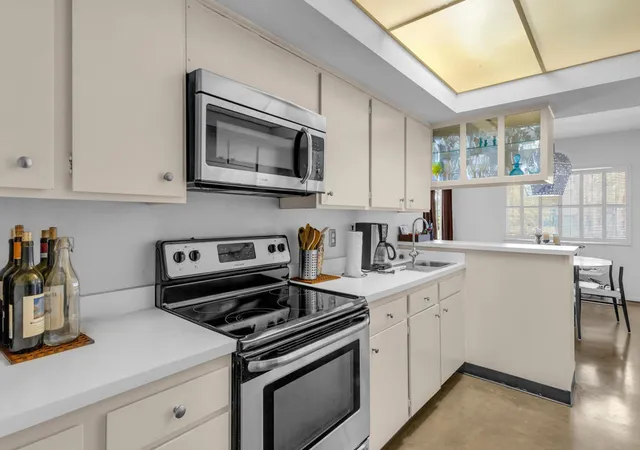 Photo 4 of Condo for sale at 465 Desert Lakes Dr, Palm Springs, CA 92264 | MLS# 219152238DA | Listing updated on 2026-09-13