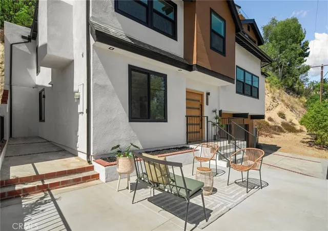 Photo 3 of Single family home for sale at 12471 Circula Panorama, Santa Ana, CA 92705 | MLS# CV26193388 | Listing updated on 2026-10-10