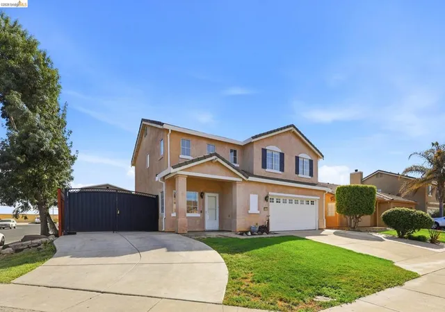 Photo 3 of Single family home for sale at 3524 Sailboat Dr, Discovery Bay, CA 94505 | MLS# 41147062 | Listing updated on 2026-10-08