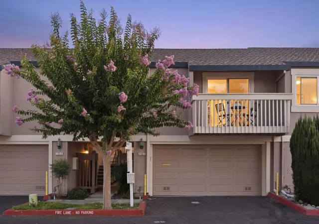 Townhouse for sale at 1327 Merrivale W Sq, San Jose, CA 95117 | MLS# ML82059537