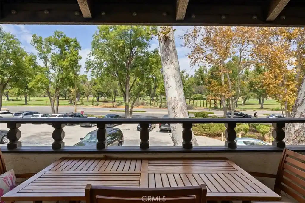 Listing Photo 1 - Condo for sale in 31584 Agoura Rd located at 31584 Agoura Rd, Westlake Village, CA 91361 - Unit 31584 Agoura Rd