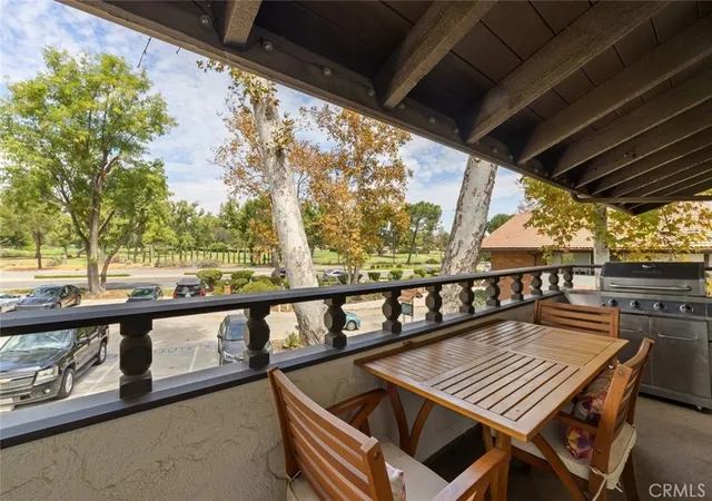 Listing Photo 4 - Condo for sale in building located at 31584 Agoura Rd, Westlake Village, CA 91361 - Unit #4