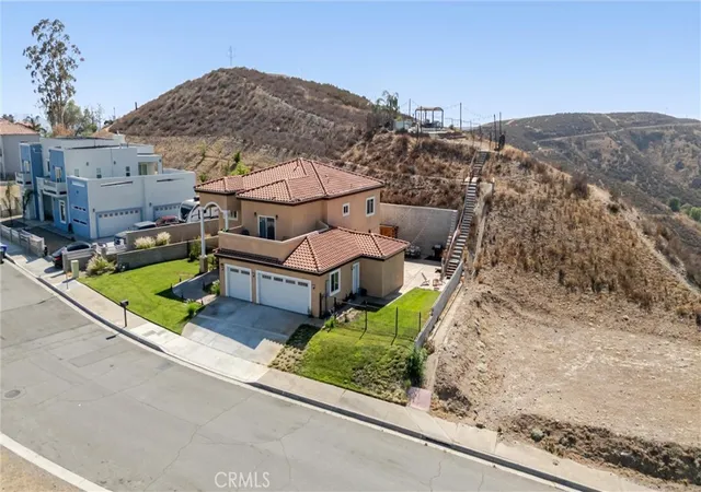 Photo 2 of Single family home for sale at 3550 Ridge Line, San Bernardino, CA 92407 | MLS# IG26192426 | Listing updated on 2026-09-13