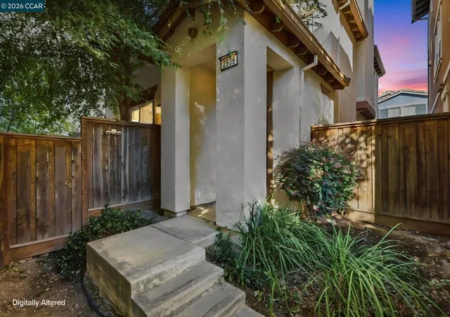 Photo 4 of Sale Pending at 2939 Kobio Dr, Concord, CA 94519 | MLS# 41147080 | Listing updated on 2026-10-09