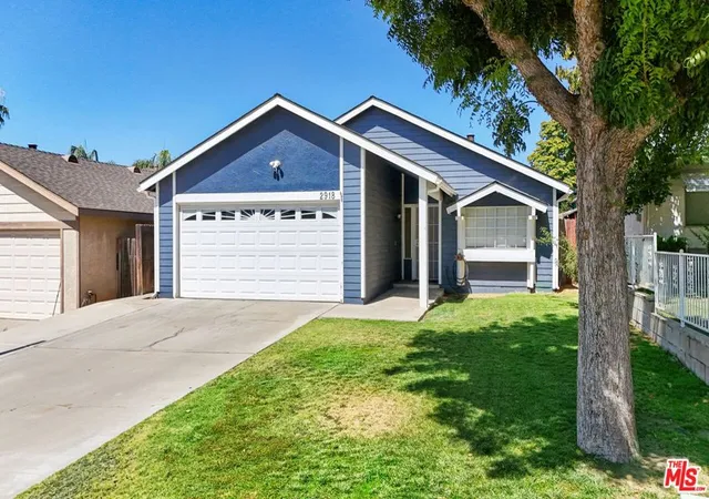 Photo 2 of Single family home for sale at 2918 La Costa St, Bakersfield, CA 93306 | MLS# 26966277 | Listing updated on 2026-09-11