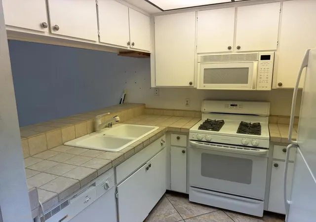 Photo 2 of Townhouse for sale at 54 Lakeview Cir, Cathedral City, CA 92234 | MLS# 219152247DA | Listing updated on 2026-09-22