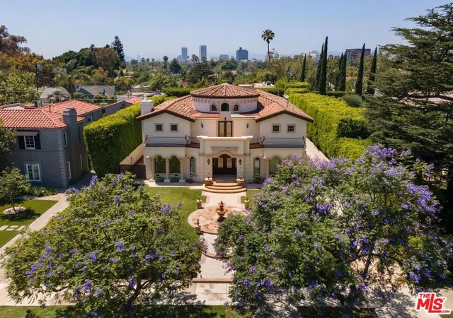 Photo 1 of Mansion for sale at 123 Fremont Pl, Los Angeles, CA 90005 | MLS# 26946401 | Listing updated on 2026-09-11