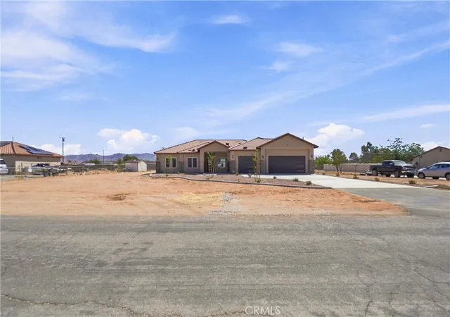 Photo 3 of Sale Pending at 16055 Winnebago, Apple Valley, CA 92307 | MLS# CV26193581 | Listing updated on 2026-10-05