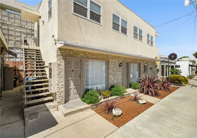 Photo 1 of Multi family home for sale at 3937 Long Beach, Long Beach, CA 90807 | MLS# PW26192707 | Listing updated on 2026-09-13