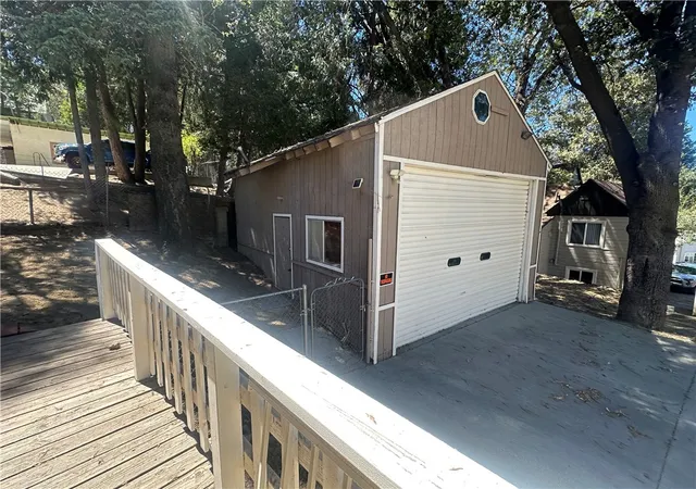 Photo 3 of Single family home for sale at 29145 Hook Crk, Cedar Glen, CA 92321 | MLS# HD26193719 | Listing updated on 2026-10-02