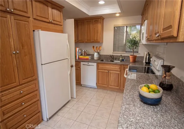 Photo 3 of Condo for sale at 967 Calle Aragon, Laguna Woods, CA 92637 | MLS# OC26193745 | Listing updated on 2026-10-08