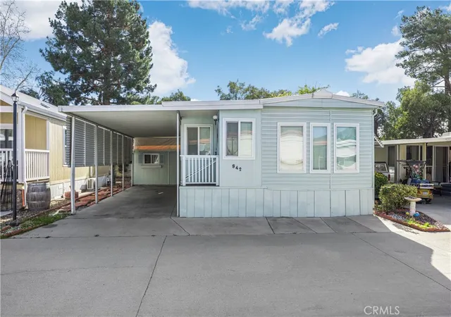 Manufactured home for sale at 842 Acorn Dr, San Jacinto, CA 92583 | MLS# IG26193770