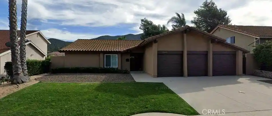 Single family home for sale at 880 Tupelo Wood Ct, Newbury Park, CA 91320 | MLS# OC26193765