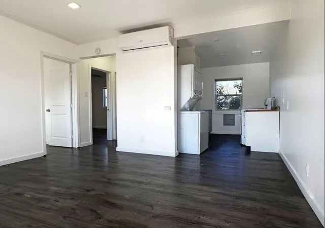 Photo 3 of House for sale at 1071 Olive, Long Beach, CA 90813 | MLS# PW26193792 | Listing updated on 2026-09-03