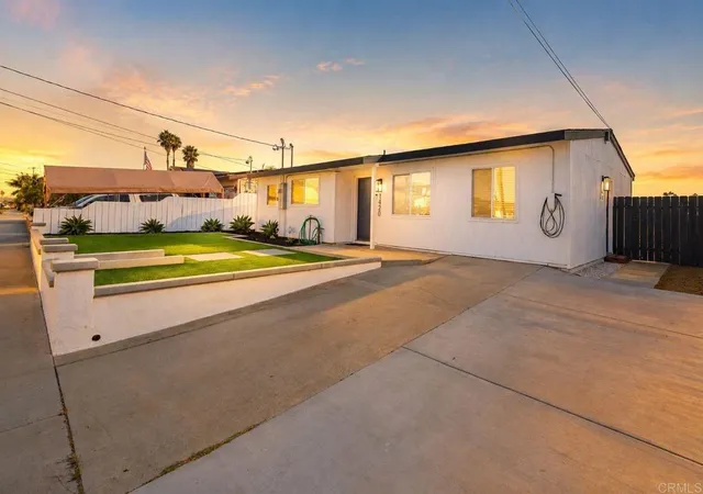 Single family home for sale at 1420 San Simeon St, Oceanside, CA 92058 | MLS# NDP2608307