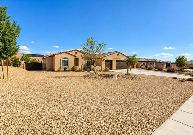 Photo 1 of Single family home for sale at 19409 Javelina, Apple Valley, CA 92307 | MLS# PW26193907 | Listing updated on 2026-09-20