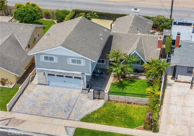 Photo 39 of Single family home for sale at 17661 Still Harbor, Huntington Beach, CA 92647 | MLS# OC26193901 | Listing updated on 2026-10-11